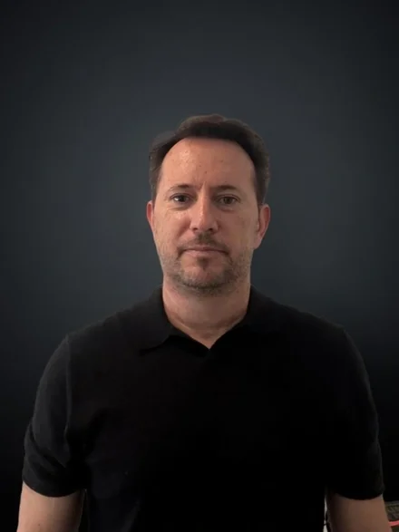 Gustavo, founder of FreqEdge
